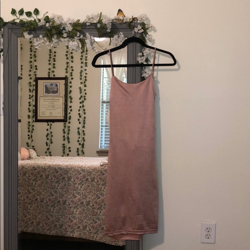 🌼Light pink, silk dress